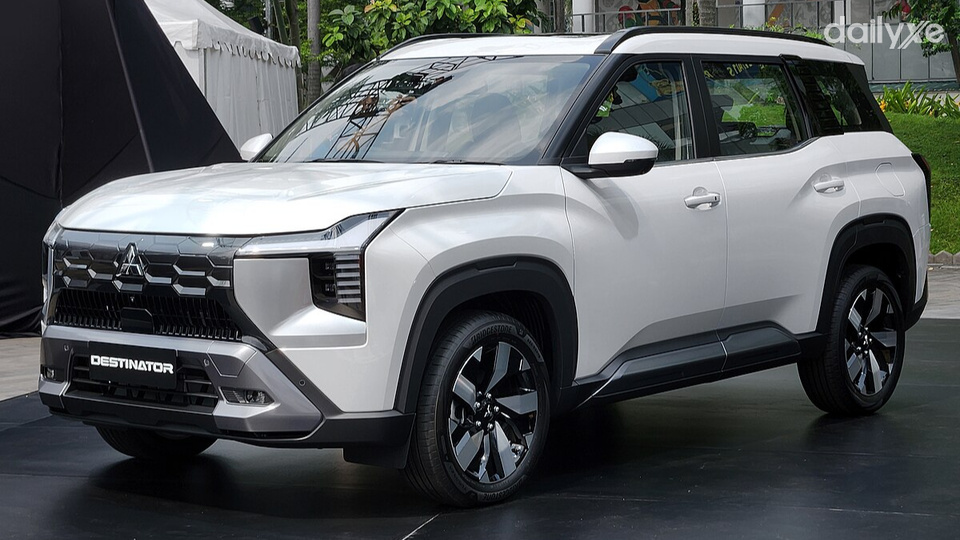 Mitsubishi Destinator trang bị khả năng vận hành mạnh mẽ
