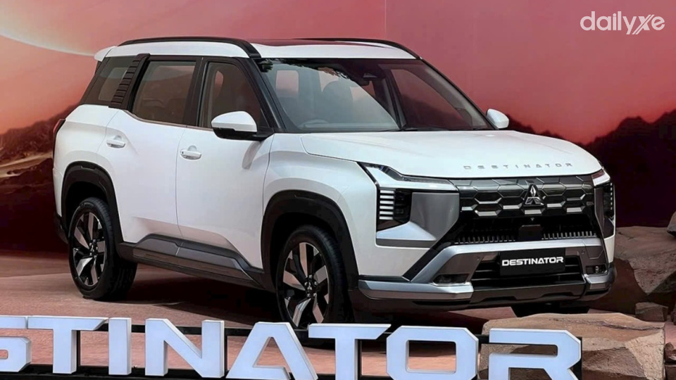 Mitsubishi Destinator sắp ra mắt thách thức phân khúc C