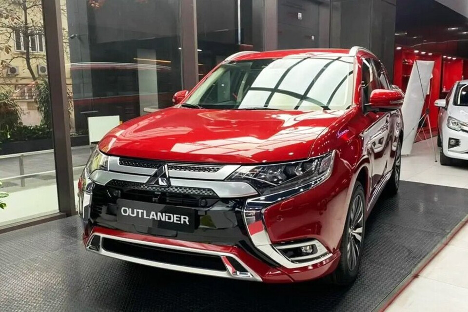 Mitsubishi Outlander ứng dụng ngôn ngữ thiết kế mới Dynamic Shield