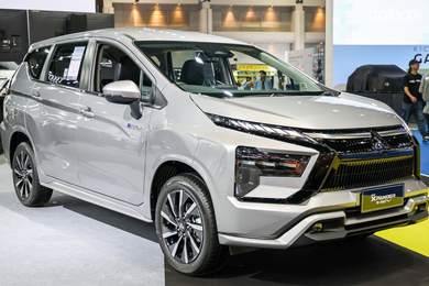 Mitsubishi Xpander HEV 2026 ra mắt: tiết kiệm nhiên liệu, giữ vững thực dụng