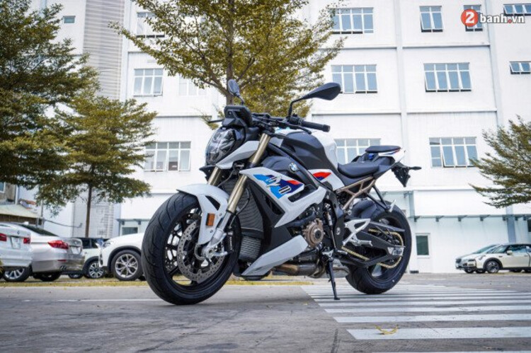 BMW s1000r 2021 lần đầu ra mắt xe naked