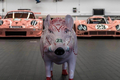 Ngắm người đẹp khoe dáng bên Toyota 86 hóa thân thành 'lợn hồng' Porsche