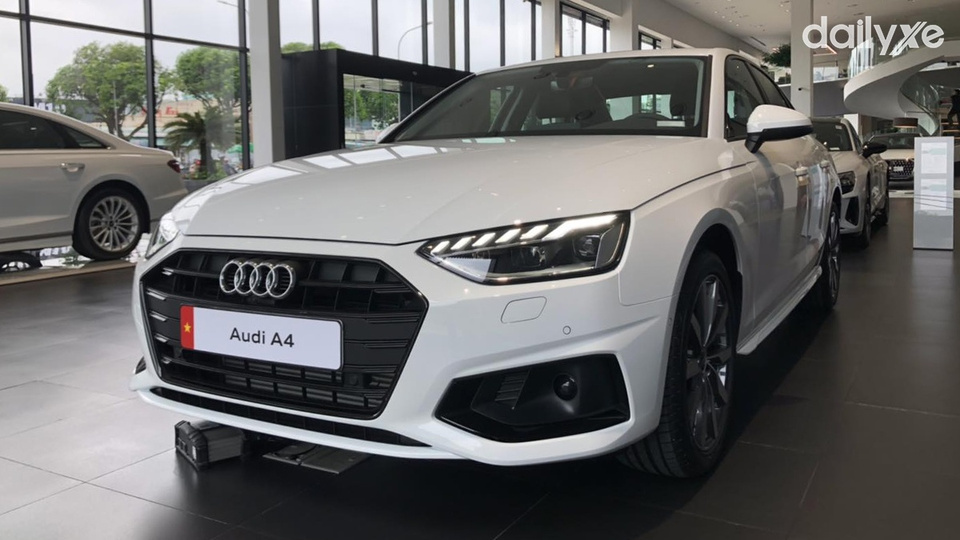 Ngoại thất thiết kế sang trọng Audi A4 thiết kế kết hợp hài hòa giữa sự sang trọng, tiện nghi