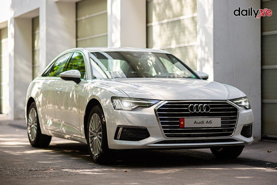 Audi A6 Sedan mang nét đẹp vừa thể thao, vừa sang trọng rất đậm chất châu Âu Audi A6 Sedan mang nét đẹp vừa thể thao, vừa sang trọng rất đậm chất châu Âu