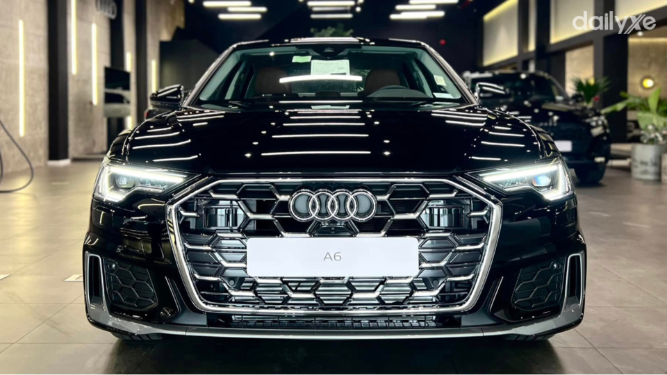 Lưới tản nhiệt thiết kế tổ ong kiểu mới