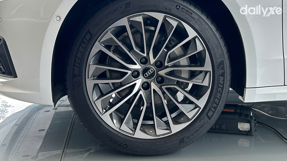 Mâm xe thiết kế thể thao