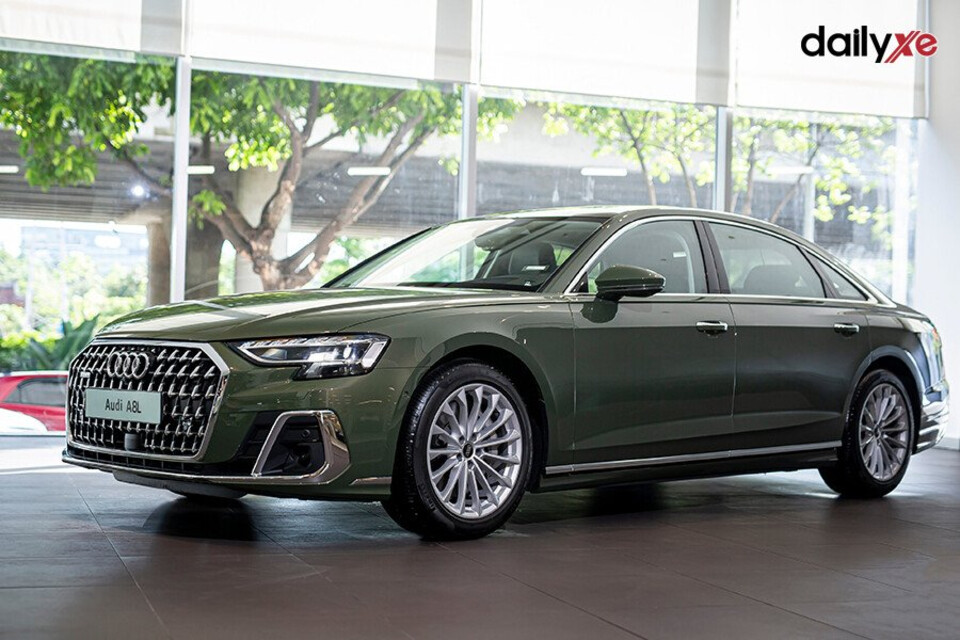 Audi A8L là một chiến binh mạnh mẽ và cực kỳ thông minh