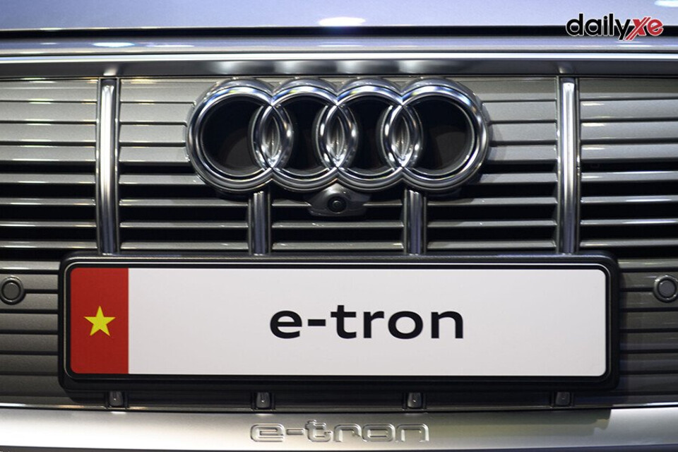 Nổi bật với cụm tản nhiệt hình bát giác