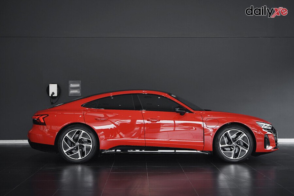 Thân xe thiết kế thể thao