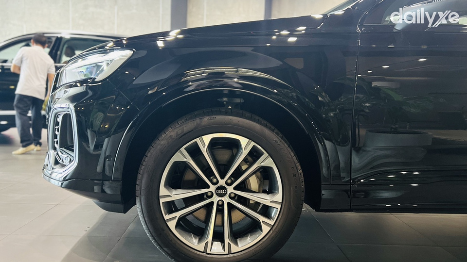 Mâm xe hợp kim kích thước 20 inch
