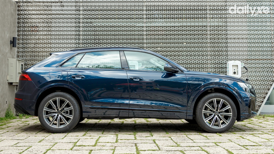 Thân xe thiết kế năng động