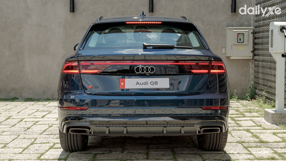 Ngoại Thất Audi Q8 - Hình 9 Đuôi xe thiết kế nhỏ gọn