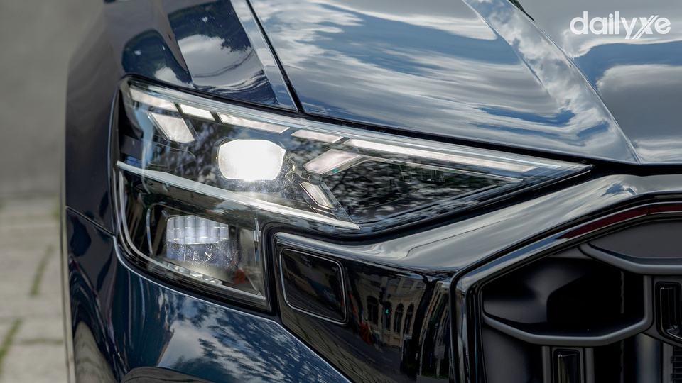 Ngoại Thất Audi Q8 - Hình 2 Cụm đèn hậu dạng LED