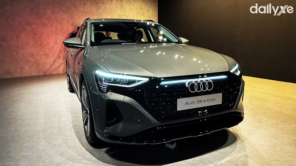 Audi Q8 e-tron mẫu xe chạy thuần điện thiết kế sang trọng