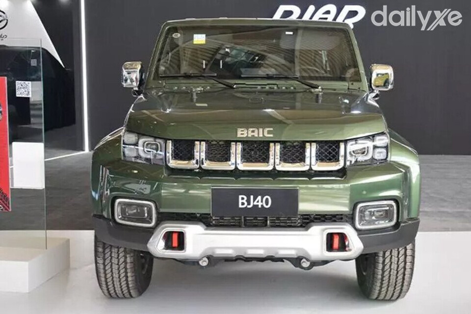 Đầu xe nổi bật cụm lưới tản nhiệt cá tính
