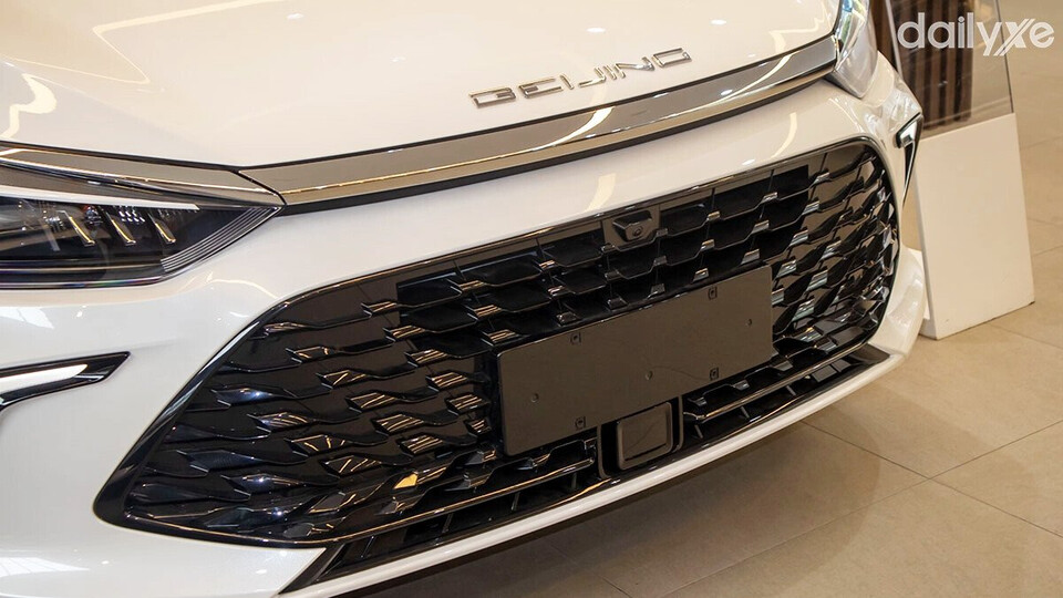 Cụm lưới tản nhiệt BAIC Beijing U5 Plus bản to