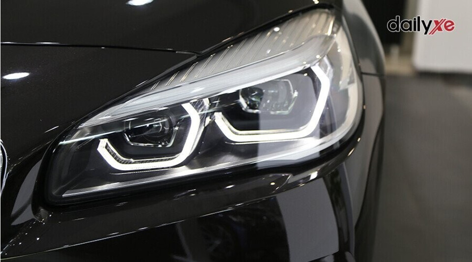 Cụm đèn pha với công nghệ bi-LED tăng hiệu quả chiếu sáng