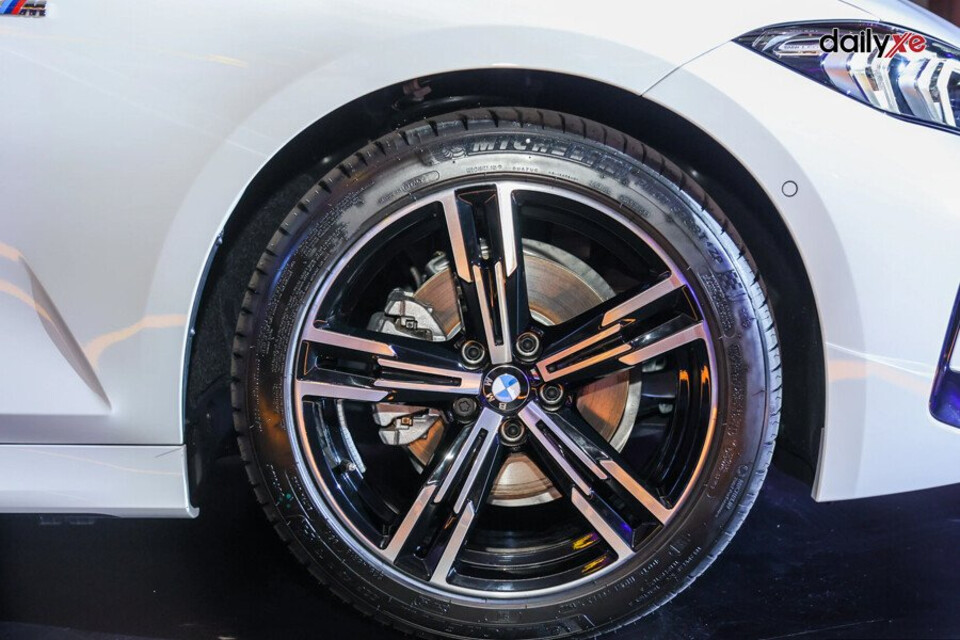 Mâm 18 inch hợp kim chấu