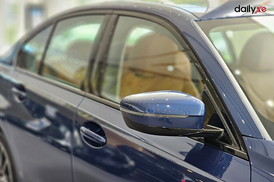 Gương chiếu hậu tích đèn rẽ báo