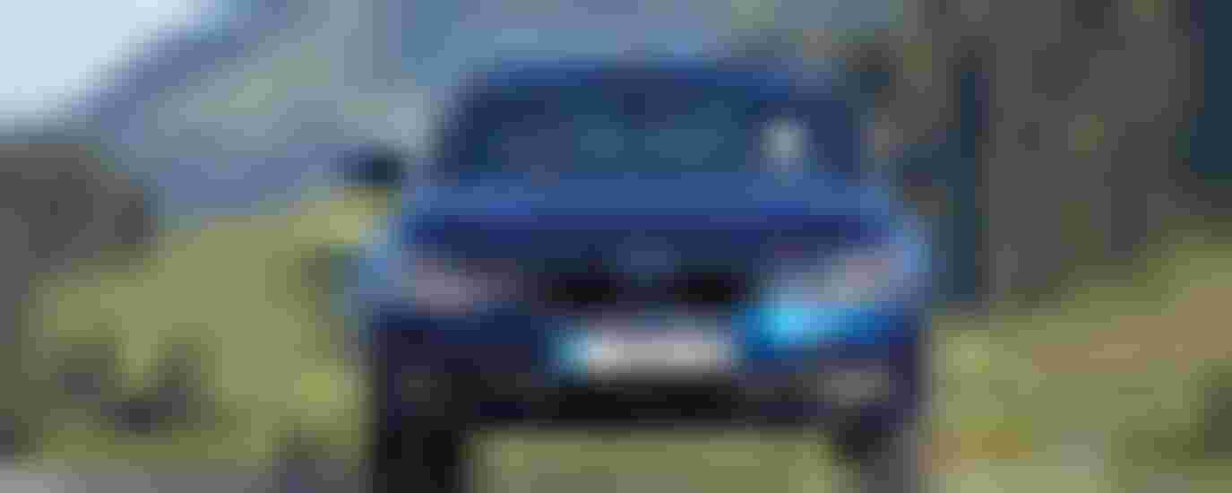 BMW 330i Sport Line (Máy xăng)
