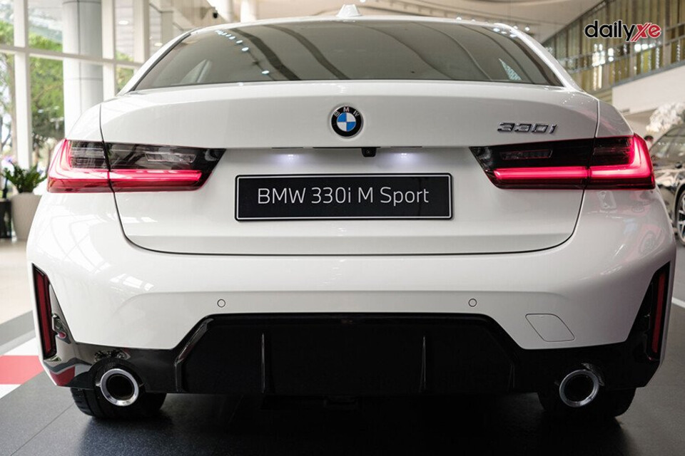 Cụm đèn hậu LED