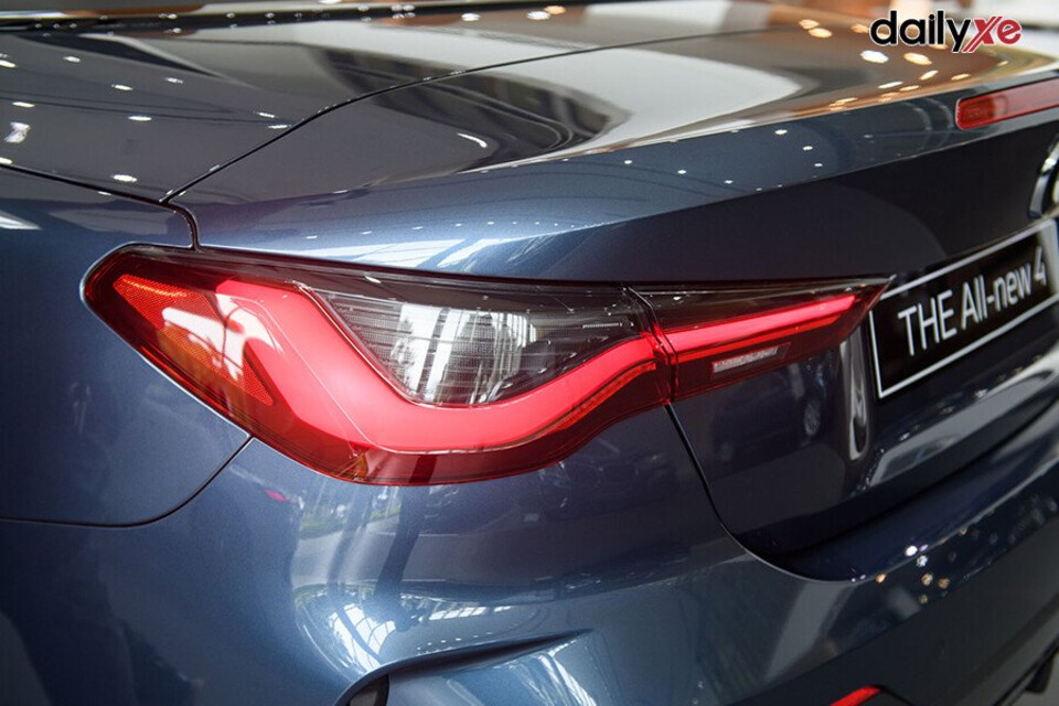 Cụm đèn hậu LED