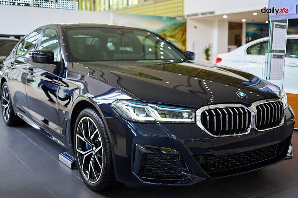 BMW 530i M Sport sở hữu ngoại hình sang trọng BMW 530i M Sport sở hữu ngoại hình sang trọng