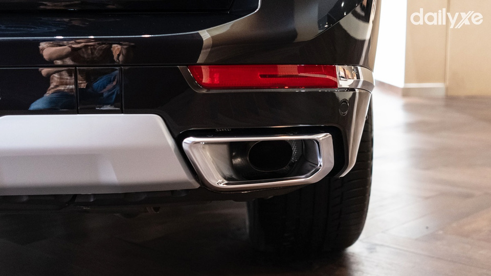 Cụm ống xả nổi bật