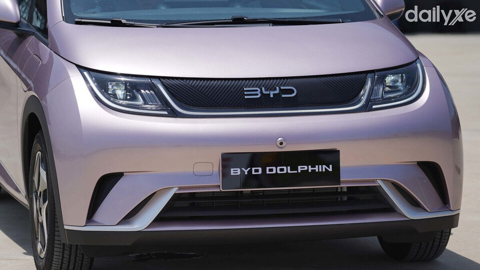 Hốc gió hai bên tạo hình cá tính