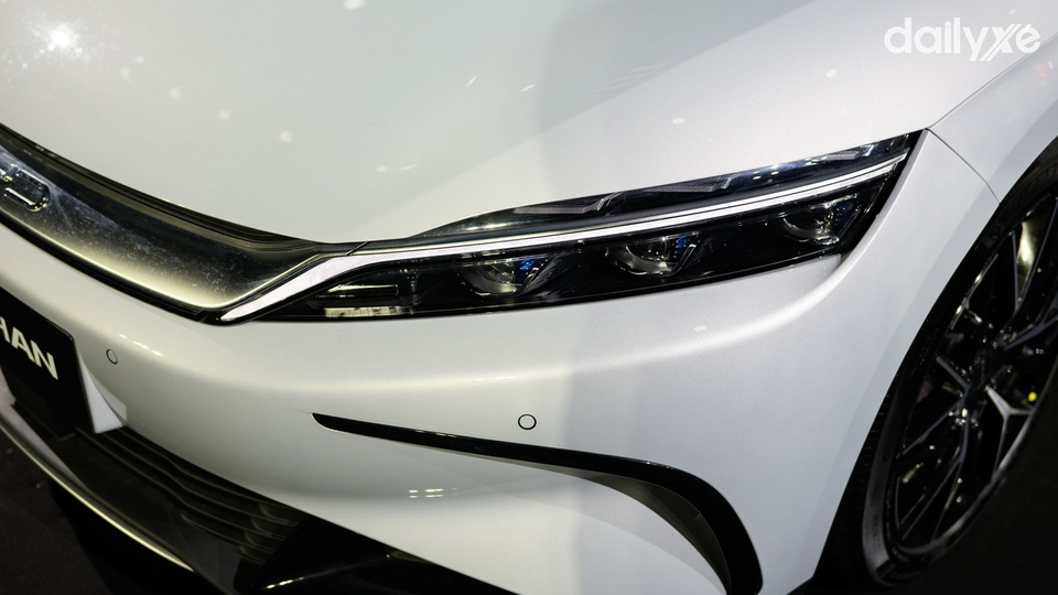 Dải đèn pha LED đẹp mắt có khả năng chiếu sáng tự động