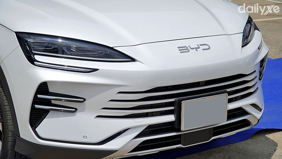 Hốc cản gió thiết kế tạo hiệu ứng 3D bắt mắt