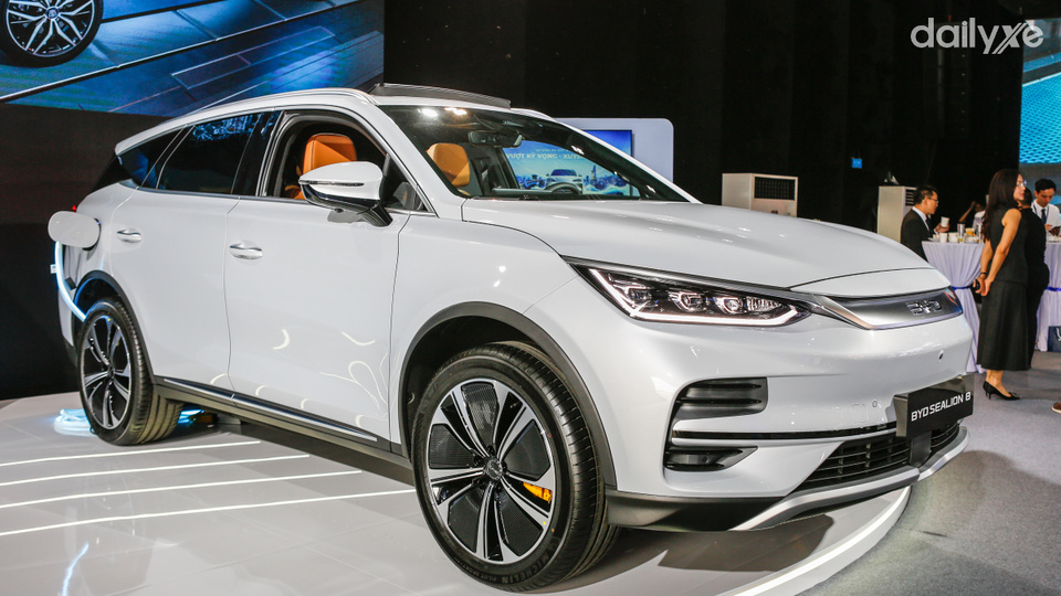 BYD Sealion 8 sở hữu bảng màu thời thượng