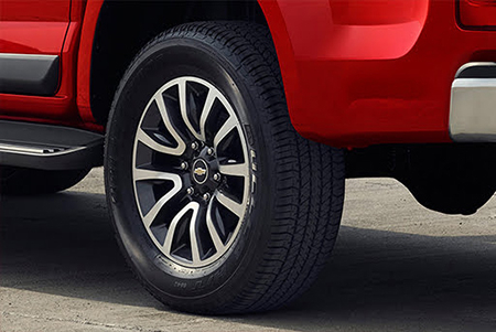 Hầm hố trên phố với bánh xe 18 inch mới Hầm hố trên phố với bánh xe 18 inch mới