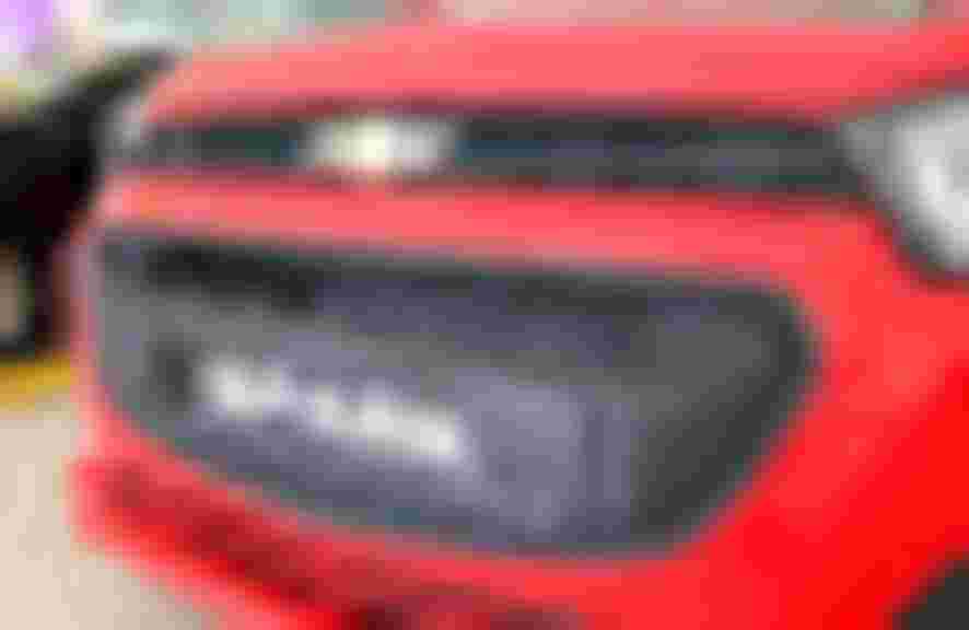 lưới tản nhiệt kép đặc trưng của hãng xe Mỹ Chevrolet