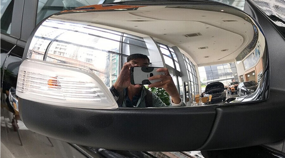 Gương chiếu hậu Everest tích hợp đèn rẽ báo