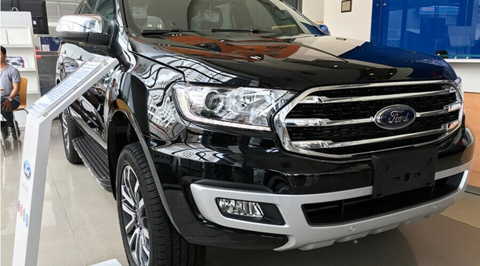 Ford Everest thiết kế mạnh mẽ