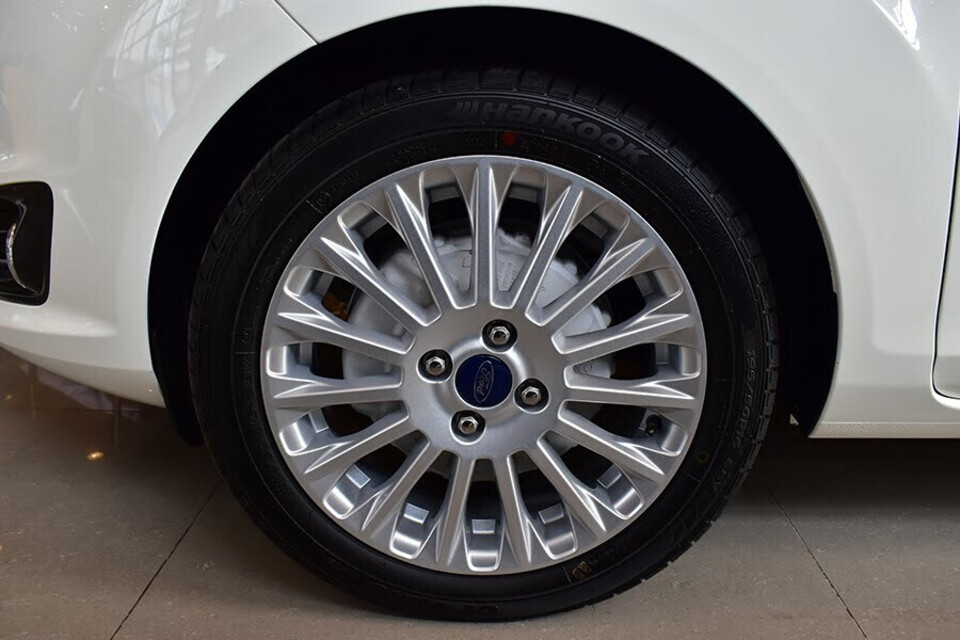 Lazang hợp kim 16 inch Lazang hợp kim 16 inch