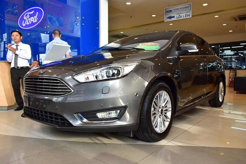 Ford Focus thiết kế tinh tế Ford Focus thiết kế tinh tế