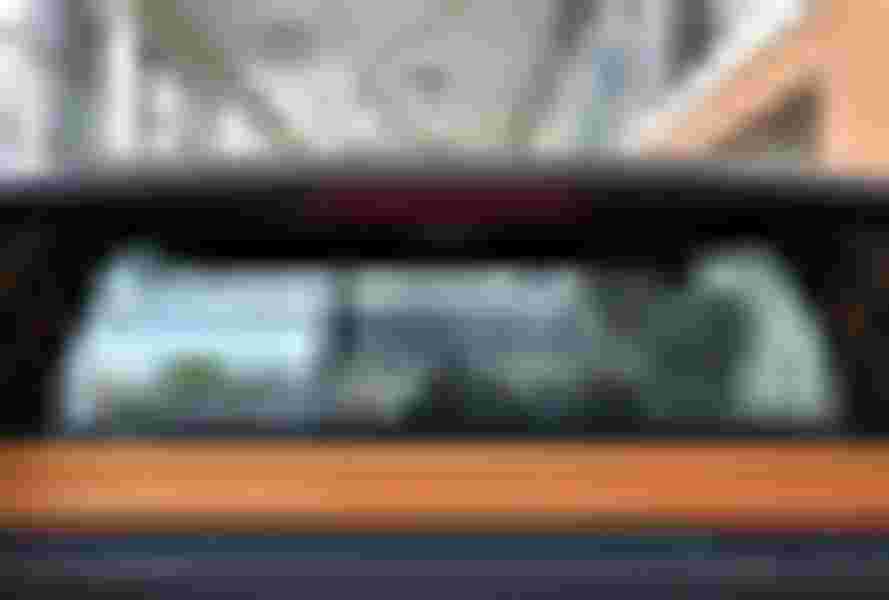 Ngoại thất Ford Ranger XLT 2.2L 4X4 MT - Hình 11