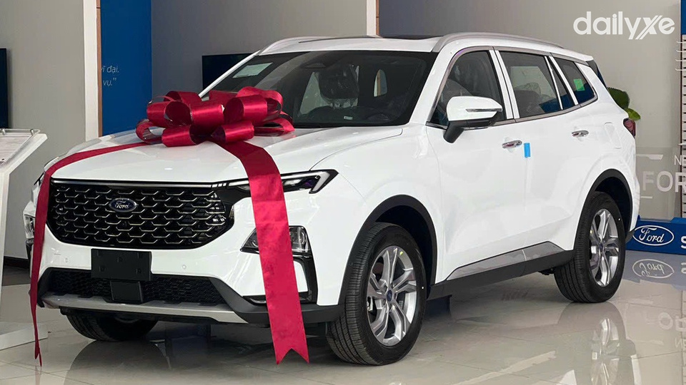 Ford Territory giảm giá bán lẻ lên đến 40 triệu đồng