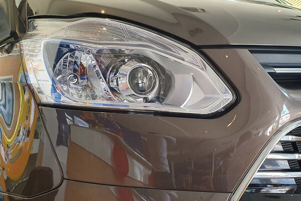 Thiết kế cụm đèn pha tinh tế Thiết kế cụm đèn pha tinh tế