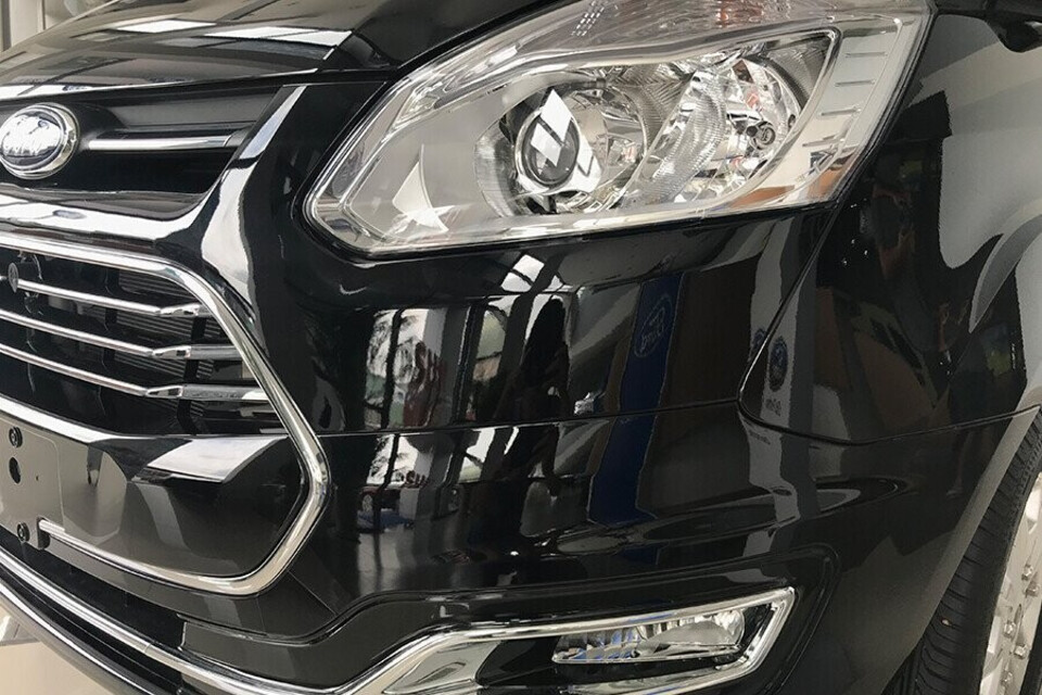 Thiết kế cụm đèn pha sang trọng Thiết kế cụm đèn pha sang trọng