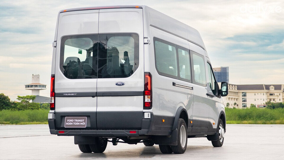 Đuôi xe thiết nổi bật so phiên bản trước