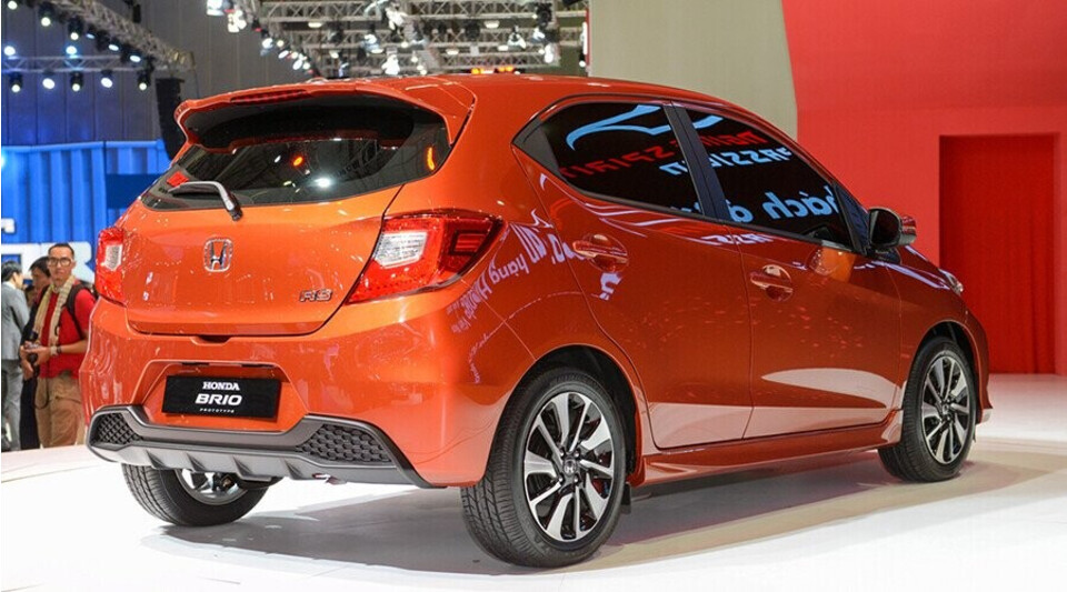 Đuôi xe Honda Brio