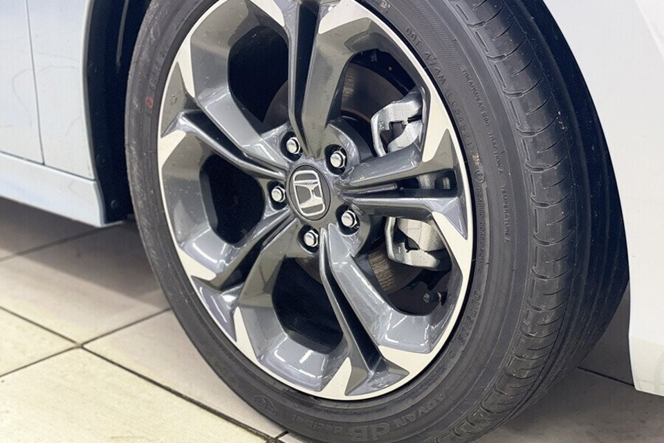 Mâm xe hợp kim 17 inch