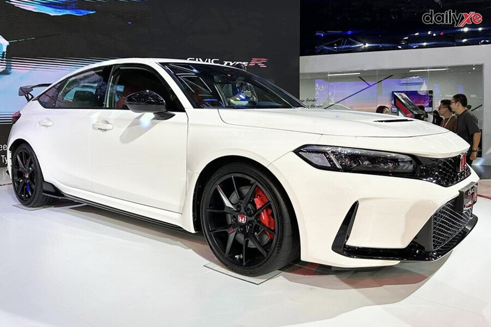 Vượt qua mọi địa hình