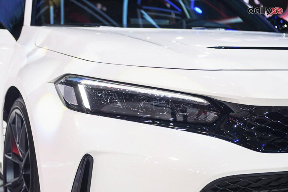 Cụm đèn LED cảm biến tự động