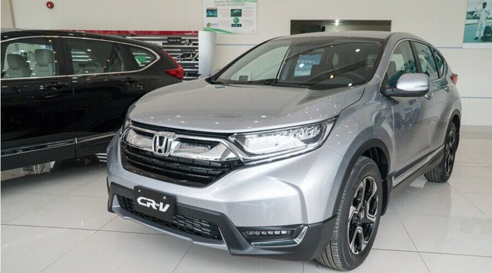 Ngoại thất CR-V thiết kế phong cách thể thao Ngoại thất CR-V thiết kế phong cách thể thao