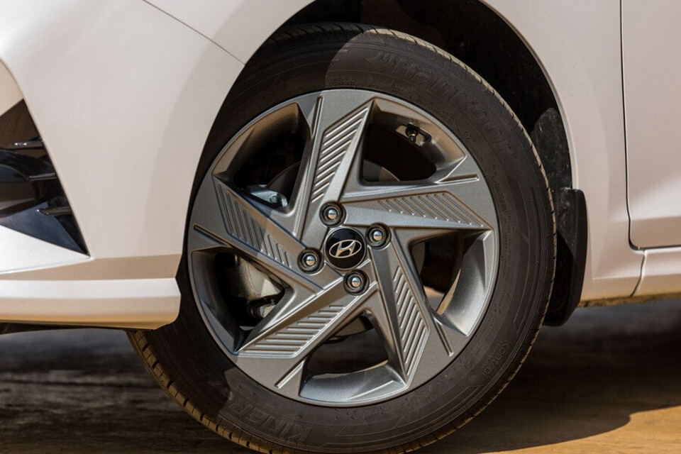 Mâm xe Hyundai Accent thiết kế thể thao