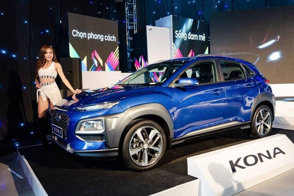 Kona sở hữu thiết kế ngoại thất bắt mắt dưới mọi góc nhìn Kona sở hữu thiết kế ngoại thất bắt mắt dưới mọi góc nhìn